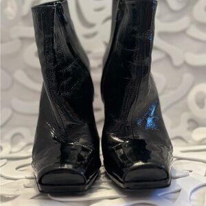 Pierre Hardy Elegant Black Women's Ankle Boots